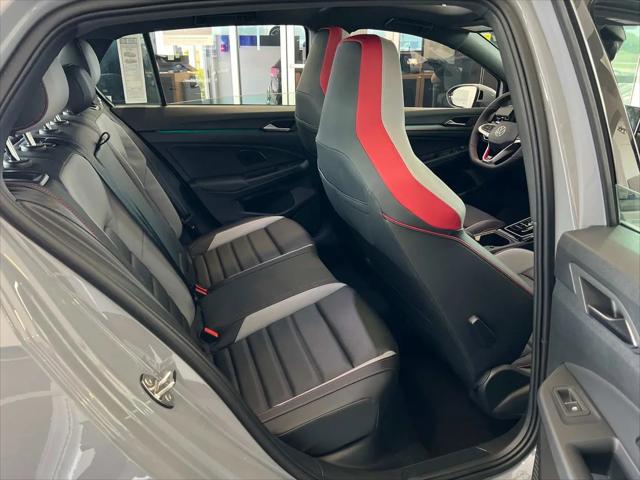 2025 Volkswagen Golf GTI 2.0T Autobahn