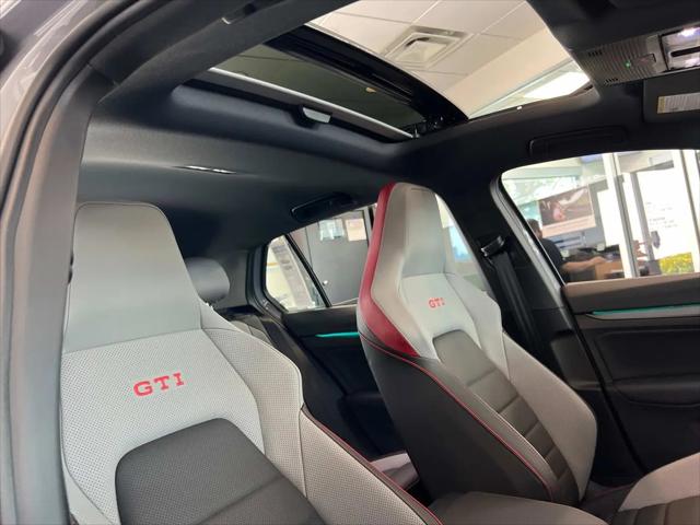 2025 Volkswagen Golf GTI 2.0T Autobahn
