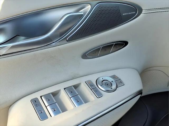 2027 Genesis GV70 2.5T Advanced AWD