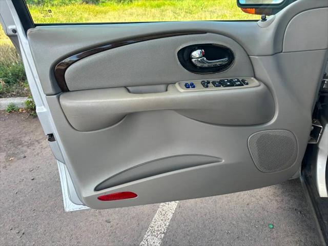 2004 Buick Rainier CXL Plus
