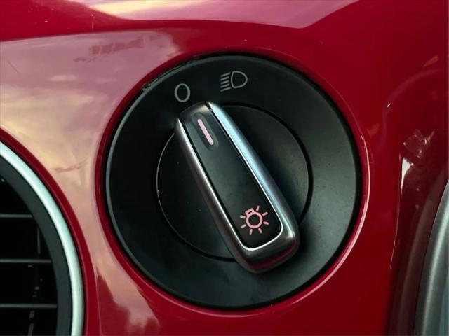 2014 Volkswagen Beetle 2.5L