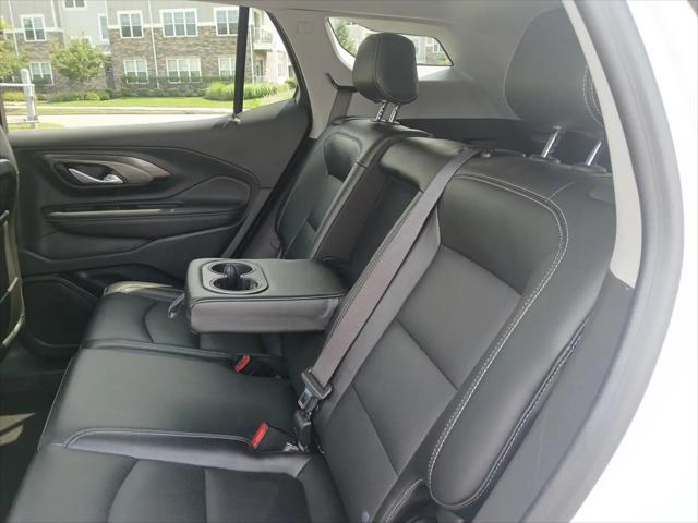 2024 GMC Terrain AWD SLT