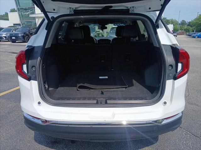 2024 GMC Terrain AWD SLT