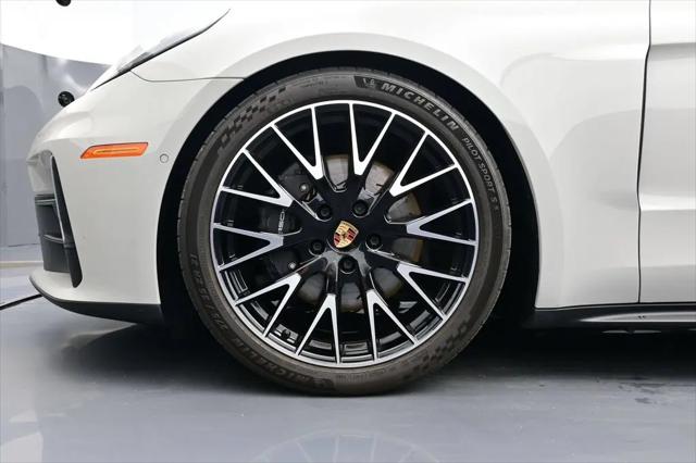 2025 Porsche Panamera Panamera