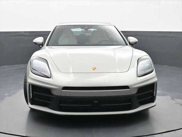 2025 Porsche Panamera Panamera