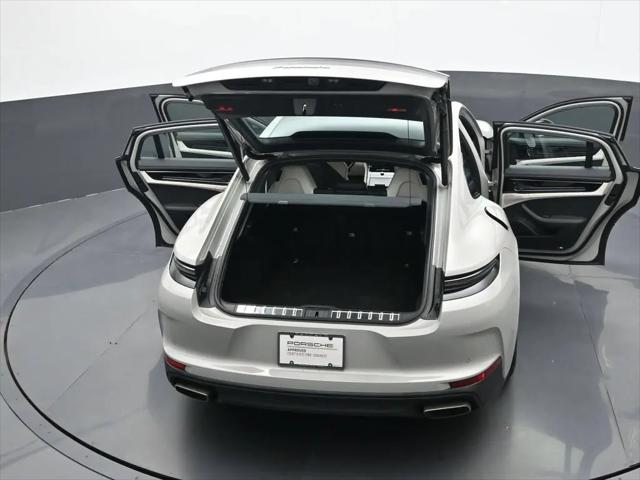 2025 Porsche Panamera Panamera