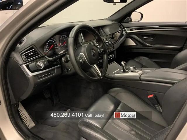 2015 BMW M5 Standard