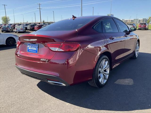 2016 Chrysler 200 S