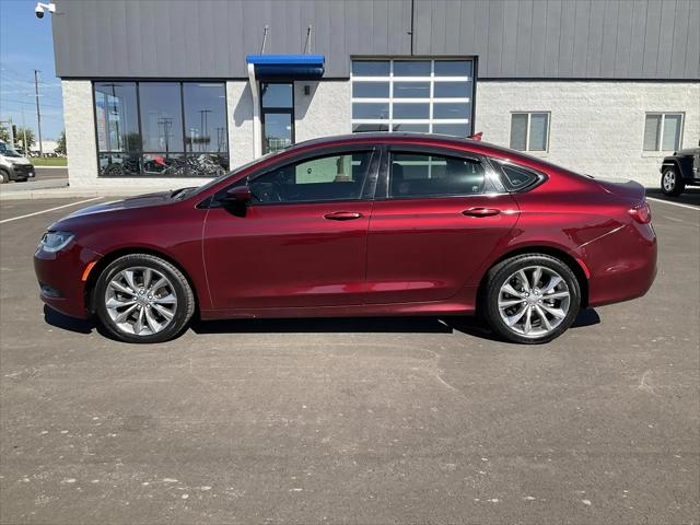 2016 Chrysler 200 S