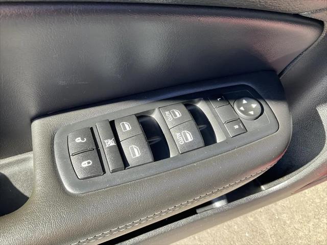 2016 Chrysler 200 S