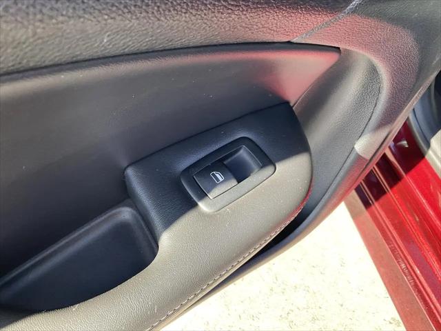 2016 Chrysler 200 S