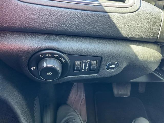 2016 Chrysler 200 S