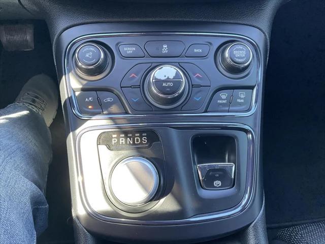 2016 Chrysler 200 S