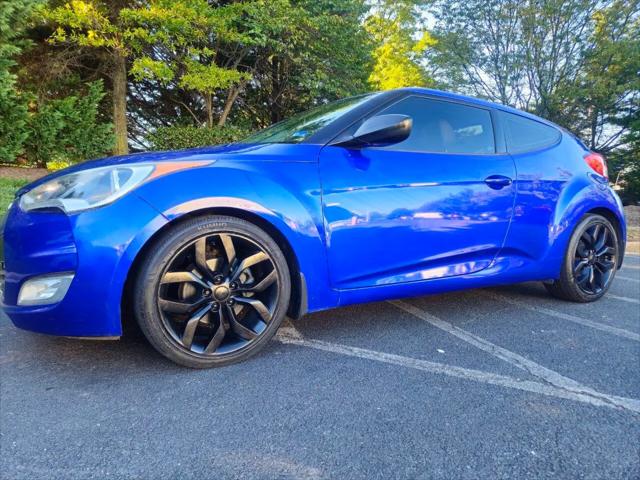 2012 Hyundai Veloster Base w/Gray