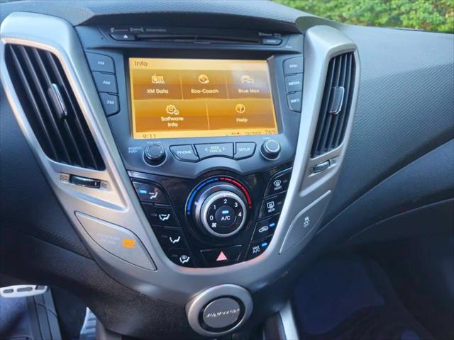 2012 Hyundai Veloster Base w/Gray