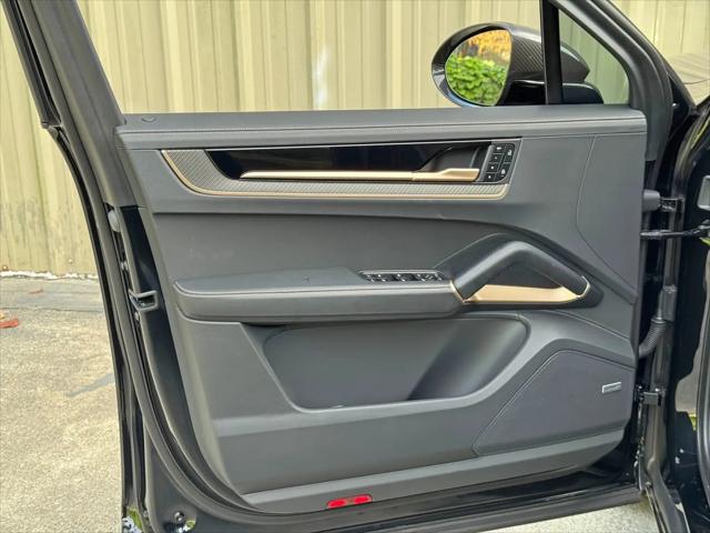 2026 Porsche Cayenne GTS