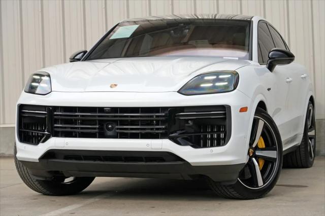 2024 Porsche Cayenne E-Hybrid Turbo