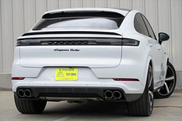 2024 Porsche Cayenne E-Hybrid Turbo