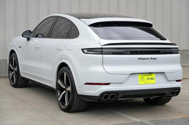 2024 Porsche Cayenne E-Hybrid Turbo
