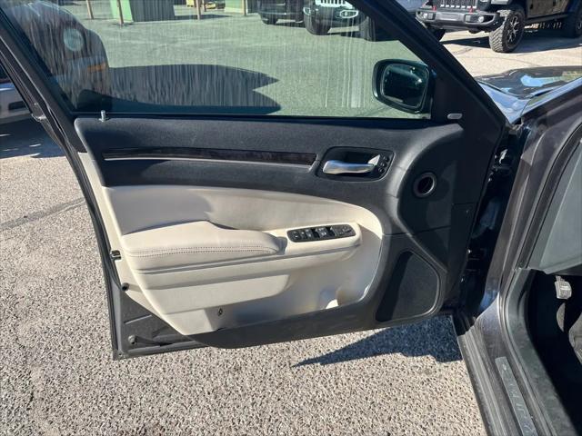 2019 Chrysler 300 Limited