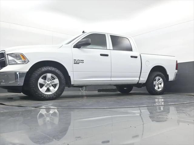 2023 Ram 1500 Classic SLT Crew Cab 4x4 57 Box