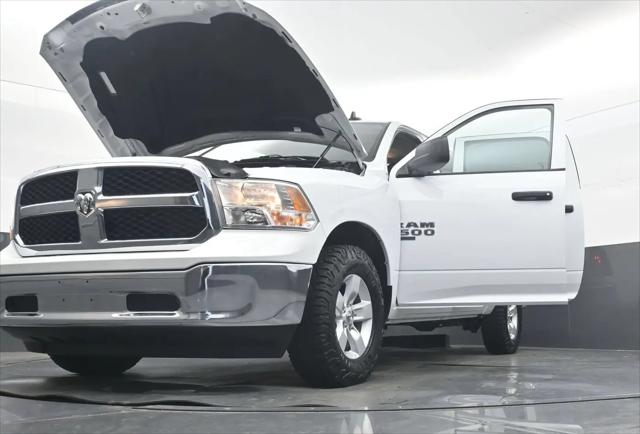2023 Ram 1500 Classic SLT Crew Cab 4x4 57 Box