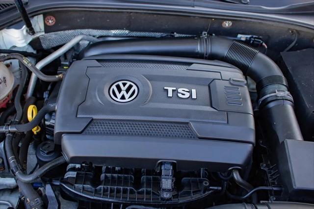 2017 Volkswagen Passat 1.8T SEL Premium
