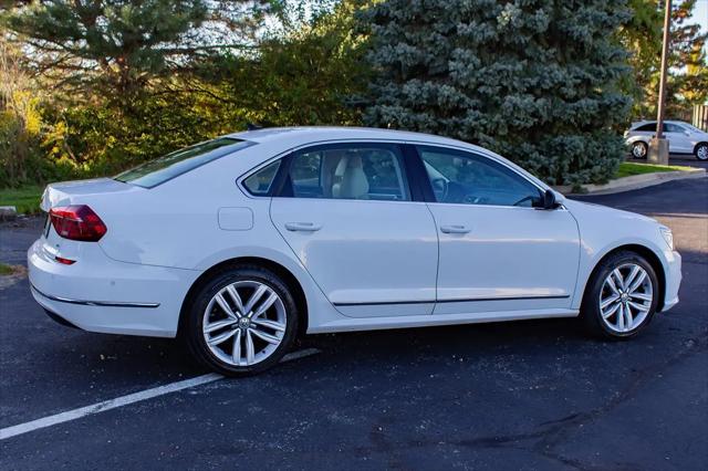 2017 Volkswagen Passat 1.8T SEL Premium