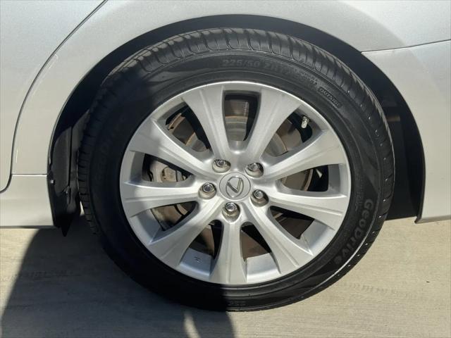 2016 Lexus GS 200t GS 200t