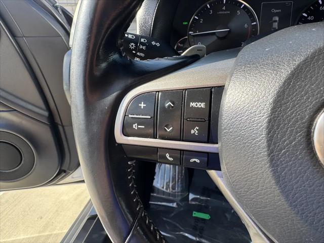 2016 Lexus GS 200t GS 200t