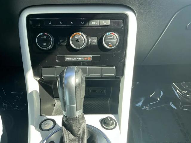 2018 Volkswagen Beetle 2.0T SE