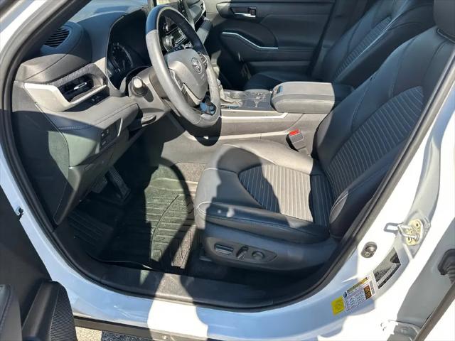 2024 Toyota Highlander XSE