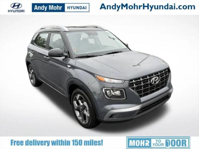 2026 Hyundai Venue SEL w/Two-Tone Roof for sale in Bloomington, IN