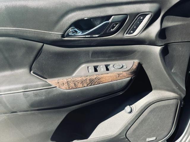 2021 GMC Acadia AWD Denali