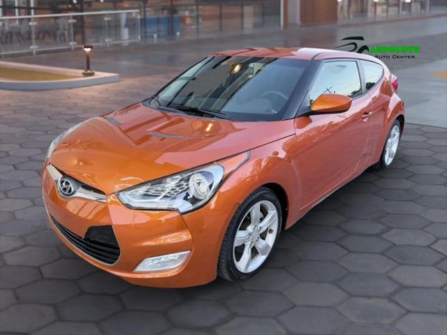 2012 Hyundai Veloster Base w/Black