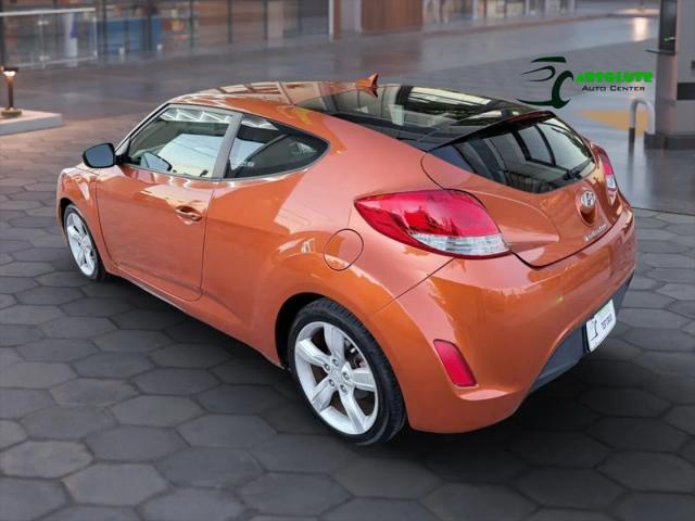 2012 Hyundai Veloster Base w/Black