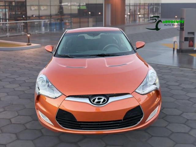2012 Hyundai Veloster Base w/Black