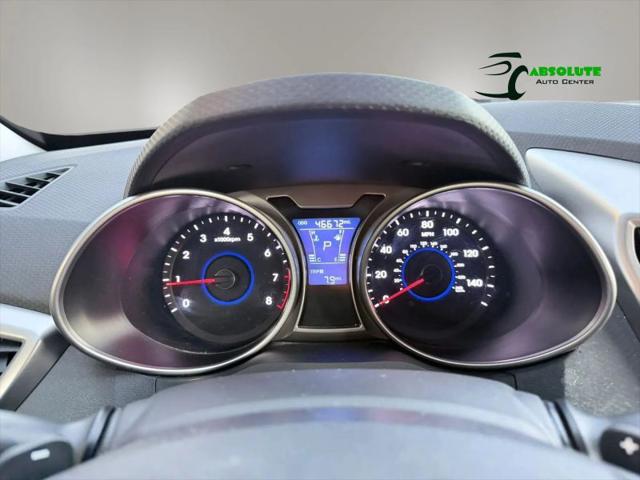 2012 Hyundai Veloster Base w/Black