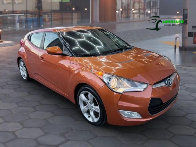 2012 Hyundai Veloster Base w/Black