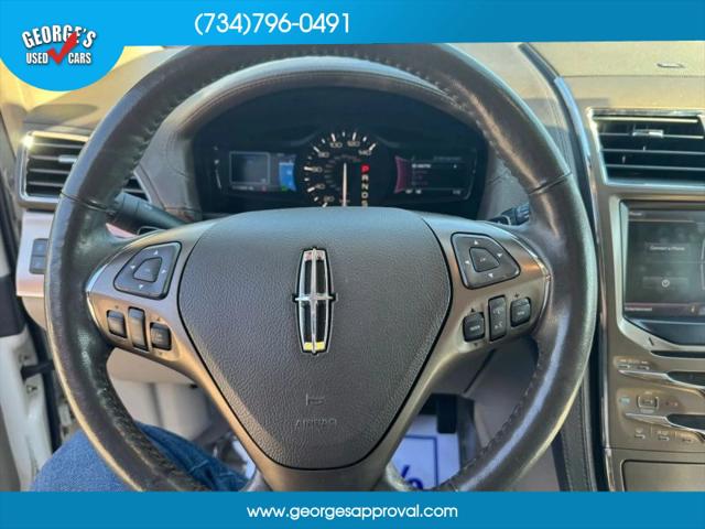 2013 Lincoln MKX Base