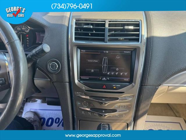 2013 Lincoln MKX Base