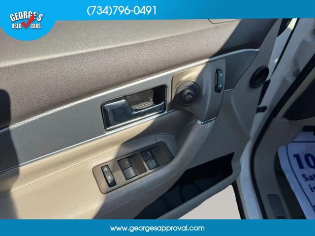 2013 Lincoln MKX Base