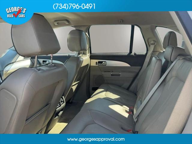 2013 Lincoln MKX Base