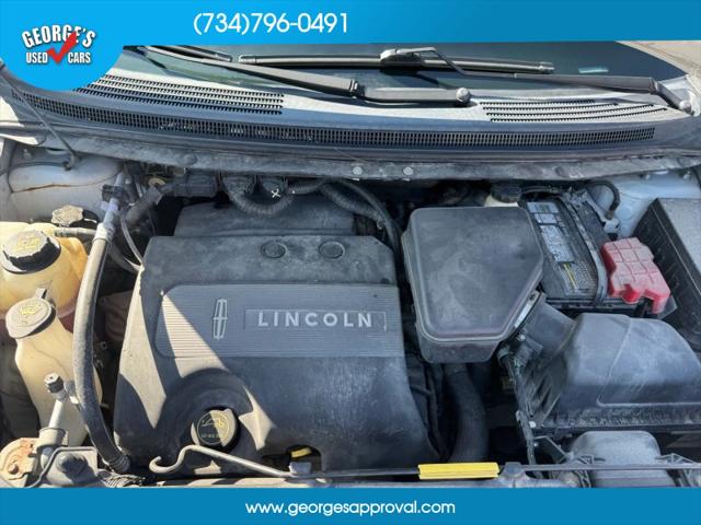 2013 Lincoln MKX Base