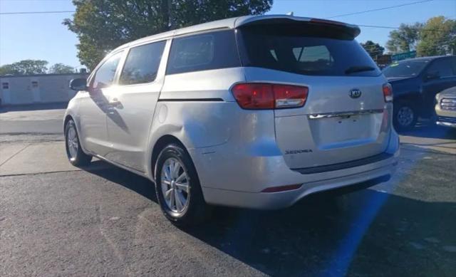 2017 Kia Sedona L