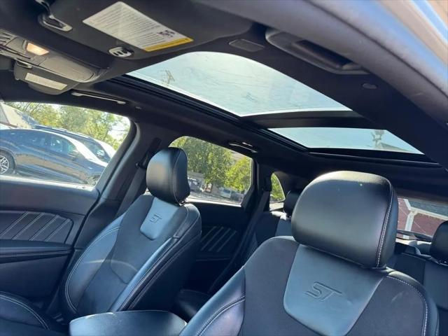 2019 Ford Edge ST