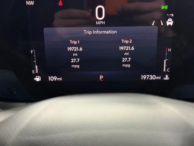 2024 Buick NV Avenir FWD