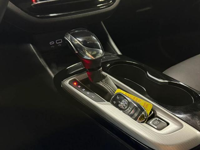 2024 Buick NV Avenir FWD
