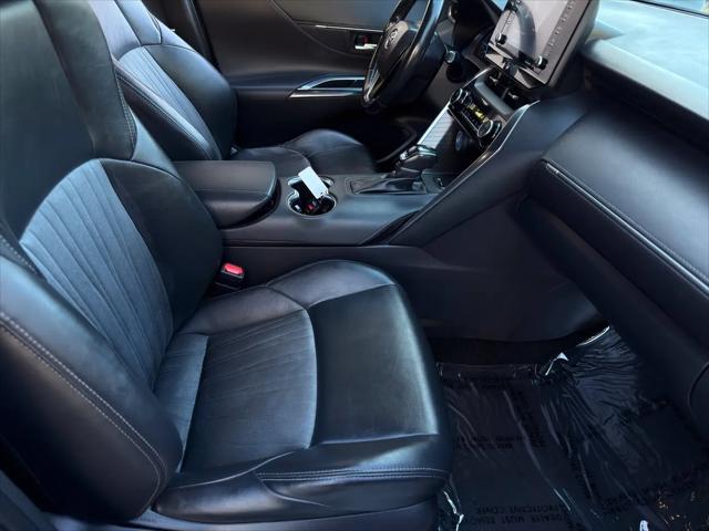 2021 Toyota Venza LE