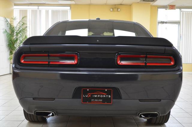2018 Dodge Challenger SXT